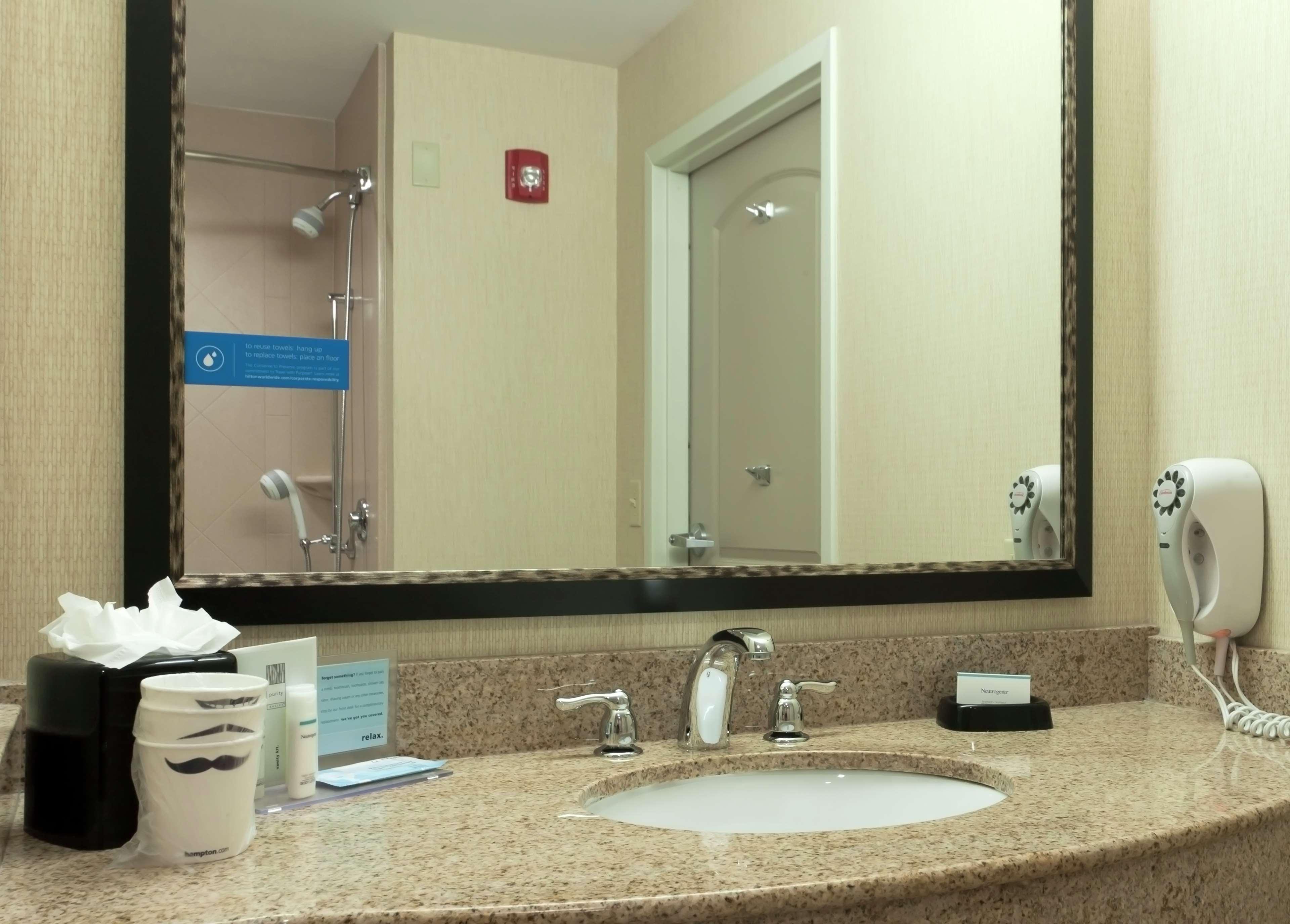 Hampton Inn North Brunswick Nj Ngoại thất bức ảnh