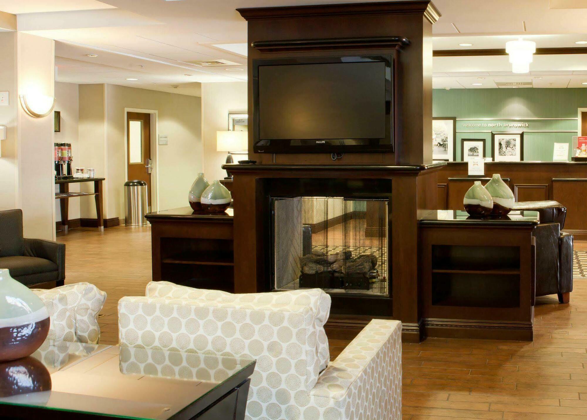 Hampton Inn North Brunswick Nj Ngoại thất bức ảnh