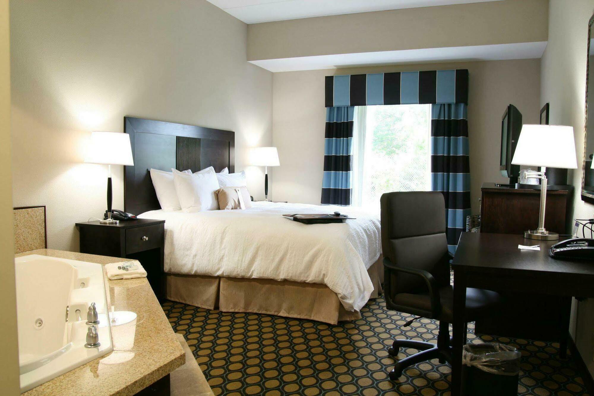 Hampton Inn North Brunswick Nj Ngoại thất bức ảnh